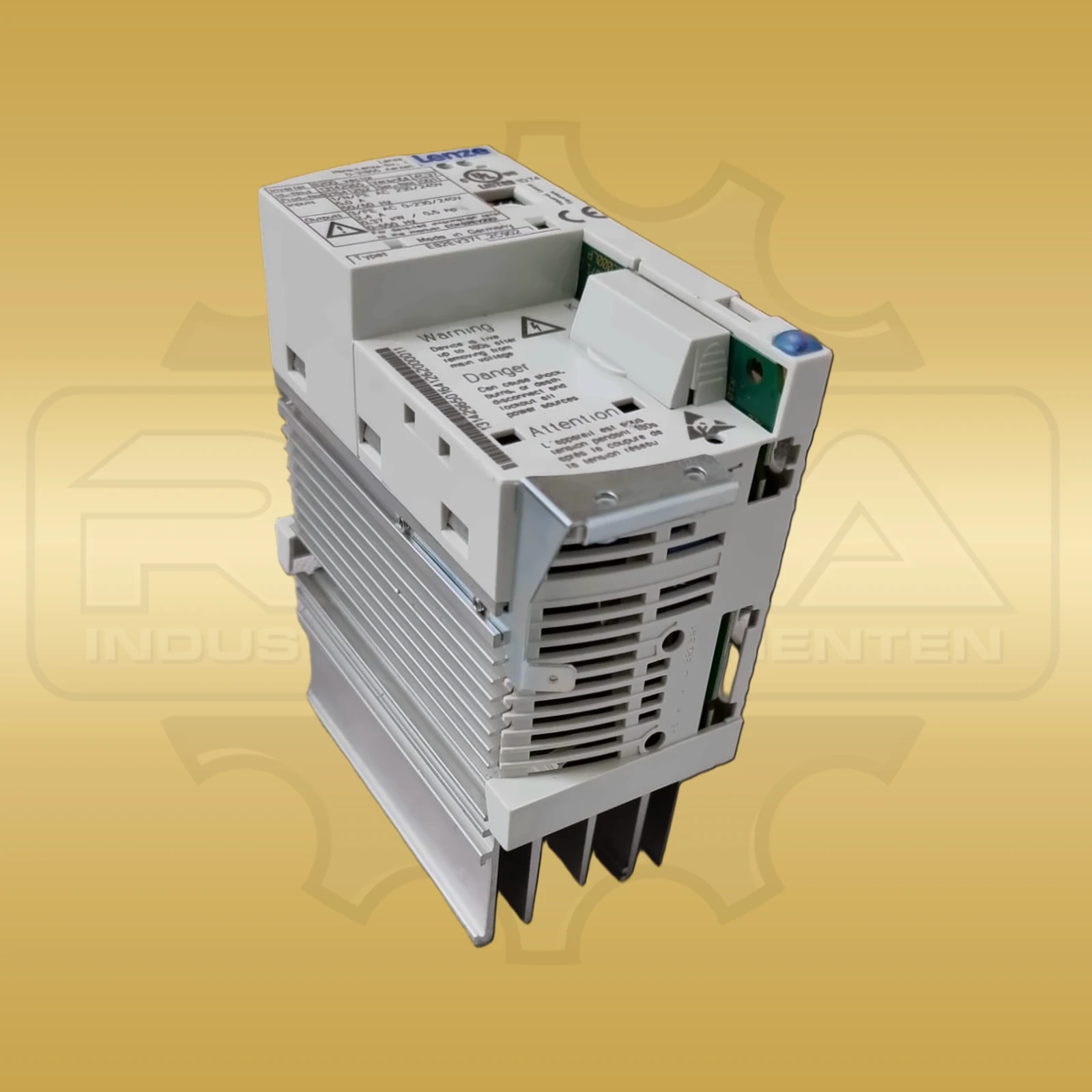 Lenze E82EV371-2C902
